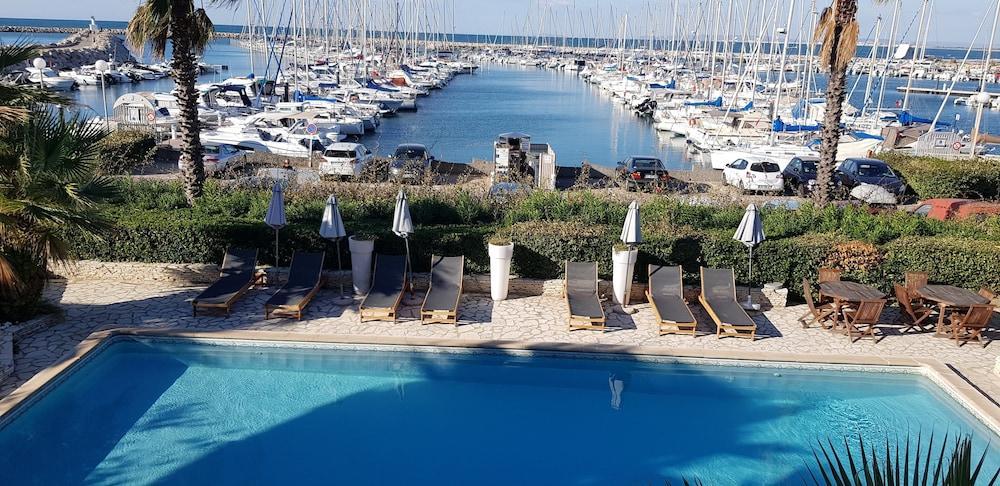 Hotel Azur Bord De Mer La Grande-Motte Buitenkant foto
