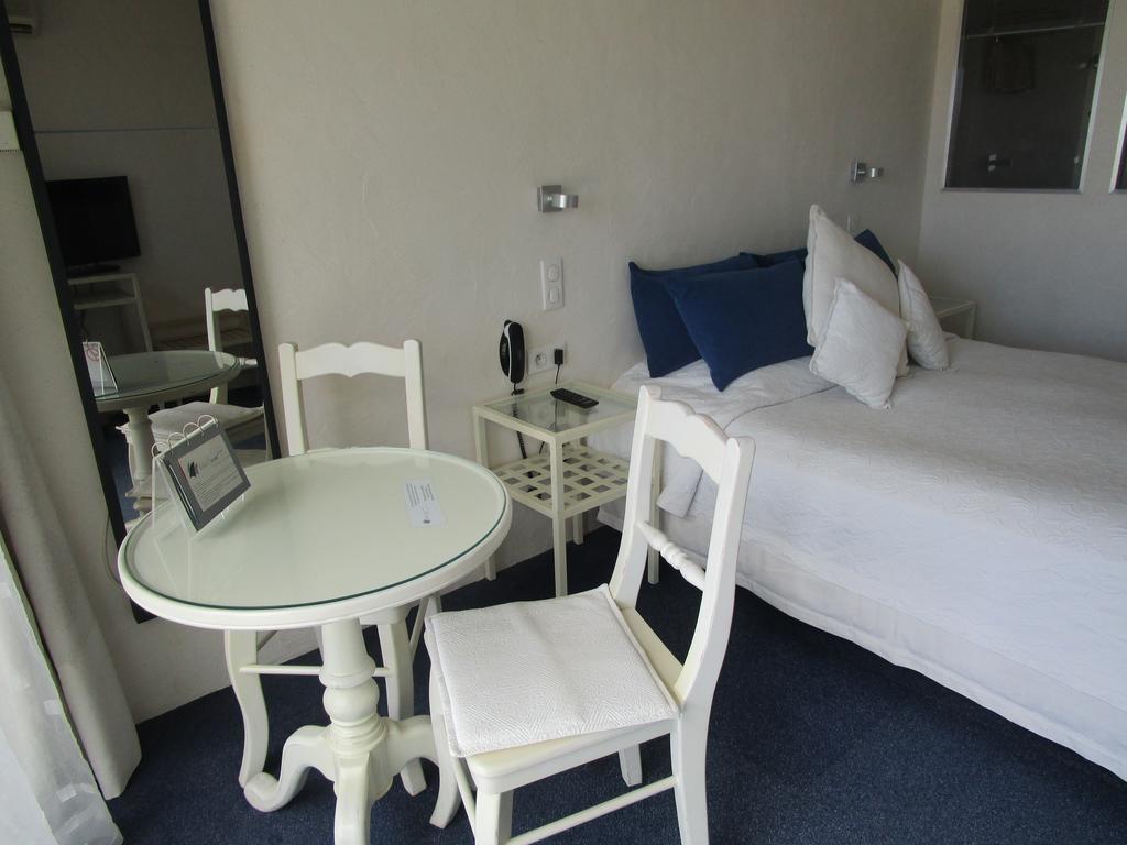 Hotel Azur Bord De Mer La Grande-Motte Buitenkant foto